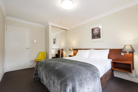Subiaco Village 20 - Accommodation Port Hedland 12