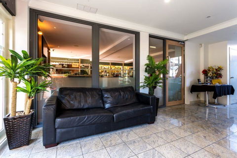 Baileys Parkside Motel By VetroBlu - Accommodation Port Hedland 0