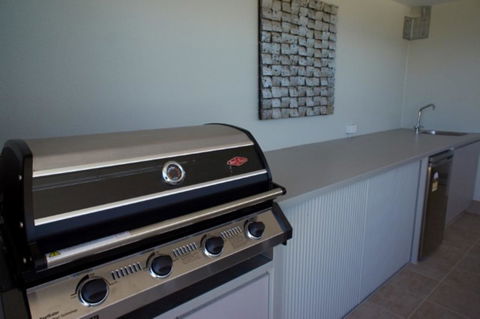 The Urban Beach House - Accommodation Port Hedland 19