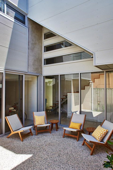 The Urban Beach House - Accommodation Port Hedland 11