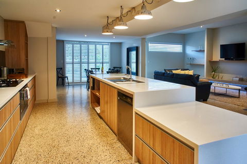 The Urban Beach House - Accommodation Port Hedland 8
