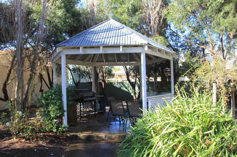 Busselton Ithaca Motel - Accommodation Port Hedland 10