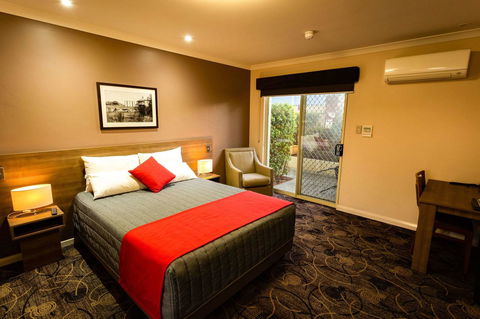 Quality Hotel Bayswater - Accommodation Port Hedland 1