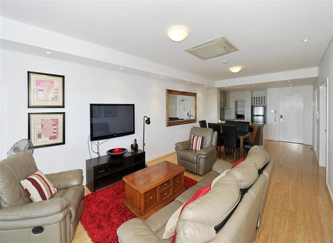 Nautica Residences Mandurah - Accommodation Port Hedland 8