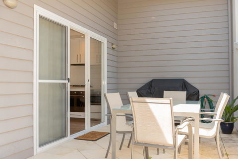Cape Villas Dunsborough Unit 2 - Accommodation Port Hedland 18