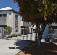 Central Executive Townhouse - Accommodation Port Hedland