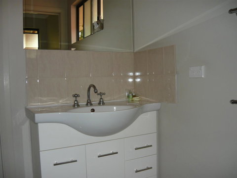 Albany Apartments - Accommodation Port Hedland 9
