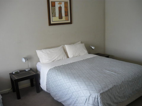 Albany Apartments - Accommodation Port Hedland 12