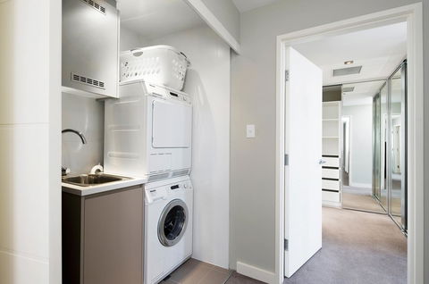 Claremont Quarter Luxury Apartment - Accommodation Port Hedland 13