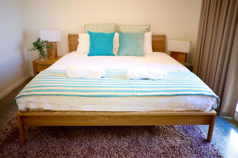 Cottesloe Artist's Beach Retreat - Accommodation Port Hedland 9