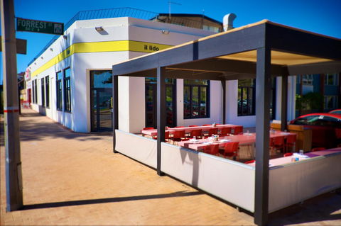 Cottesloe Artist's Beach Retreat - Accommodation Port Hedland 7