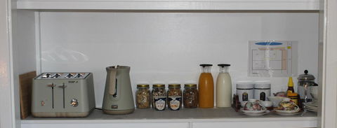 Jacaranda Hideaway Bed & Breakfast - Accommodation Port Hedland 5