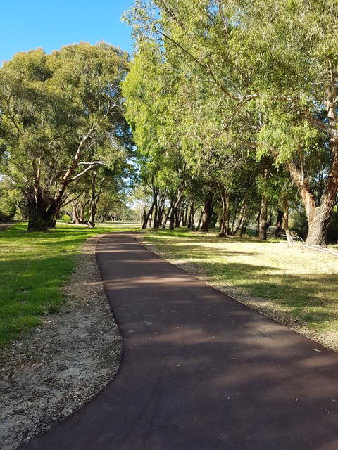 Jacaranda Hideaway Bed & Breakfast - Accommodation Port Hedland 21