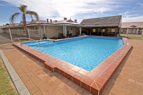 Bunbury Motel And Apartments - Accommodation Port Hedland 6