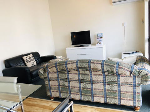 Seashore Memories - Sleeps 3 - Accommodation Port Hedland 4