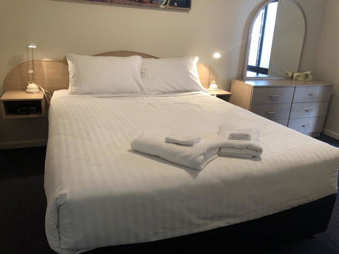 West Beach Lagoon 202 - Quiet & Ground Floor! - Accommodation Port Hedland 3