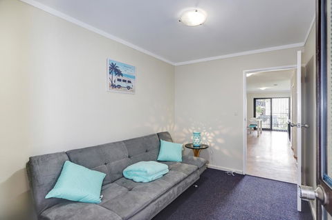 West Beach Lagoon 202 - Quiet & Ground Floor! - Accommodation Port Hedland 4