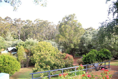 Riverglen Chalets - Accommodation Port Hedland 10