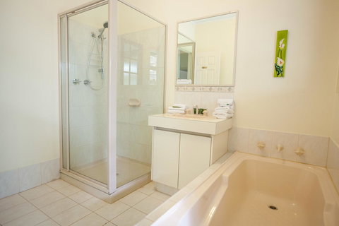 Riverglen Chalets - Accommodation Port Hedland 23