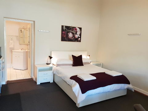 Stirling Apartments - Studio 1 - Accommodation Port Hedland 0