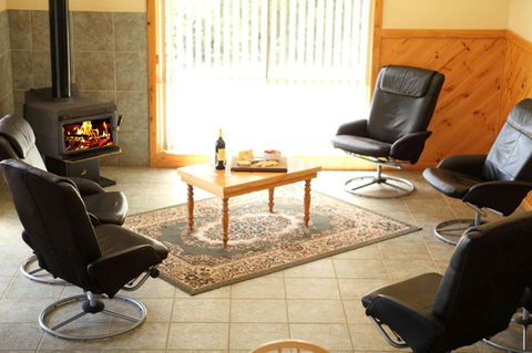 Riverside Retreat Chalets, Walpole - Accommodation Port Hedland 9