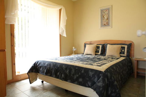 Riverside Retreat Chalets, Walpole - Accommodation Port Hedland 7