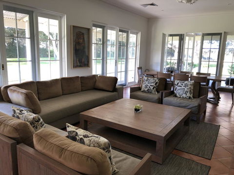 Caves Road Guest Houses - Accommodation Port Hedland 18