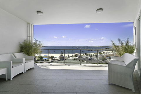 Luxury Suite Bunbury - Accommodation Port Hedland 2