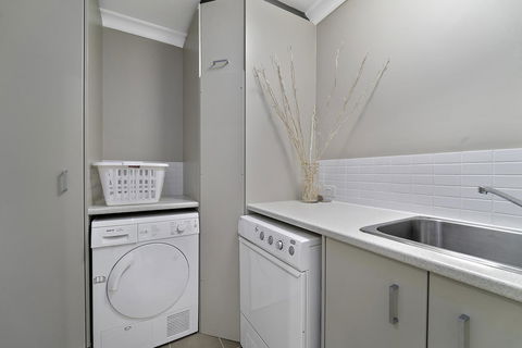 Luxury Suite Bunbury - Accommodation Port Hedland 15