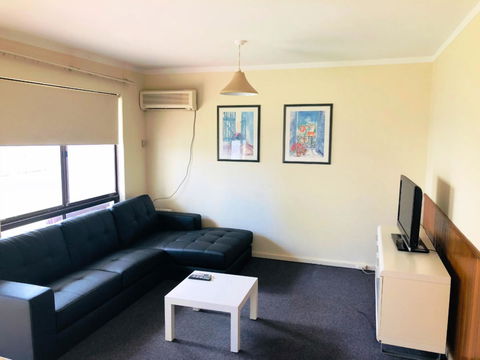 West Beach Lagoon 208 â€“ Great Value! - Accommodation Port Hedland 10