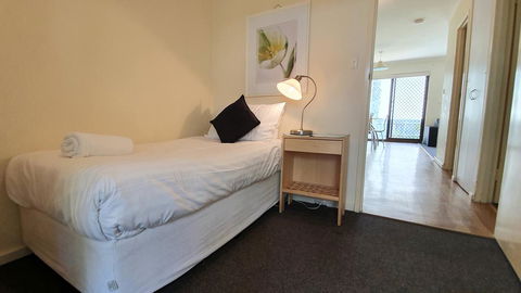 West Beach Lagoon 208 â€“ Great Value! - Accommodation Port Hedland 7