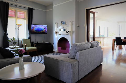 Fremantle Heritage Home For You To Enjoy! - Accommodation Port Hedland 17