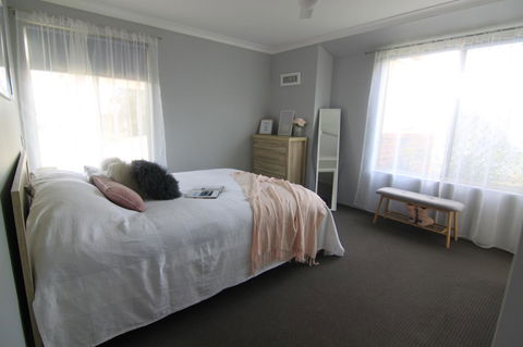 Stableford Cottage Holiday Home Dunsborough - Accommodation Port Hedland 37