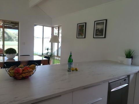 Stableford Cottage Holiday Home Dunsborough - Accommodation Port Hedland 19