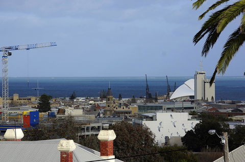 Studio 208 With Ocean Views - Accommodation Port Hedland 22