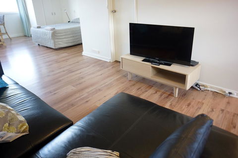 Studio 208 With Ocean Views - Accommodation Port Hedland 9