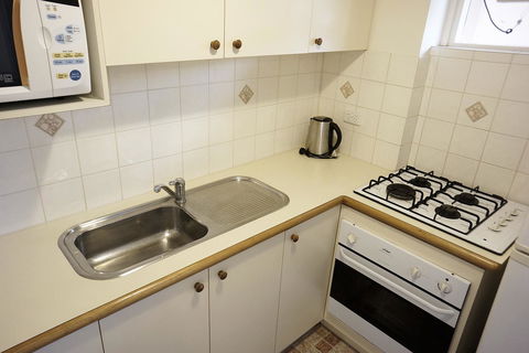 Studio 208 With Ocean Views - Accommodation Port Hedland 16