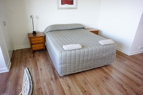 Studio 208 With Ocean Views - Accommodation Port Hedland 5