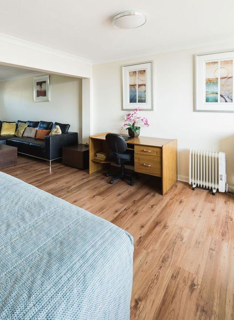 Studio 208 With Ocean Views - Accommodation Port Hedland 12