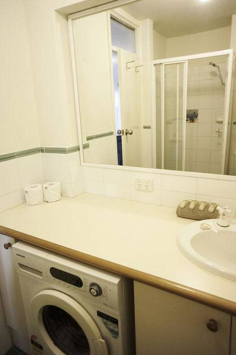 Studio 208 With Ocean Views - Accommodation Port Hedland 15