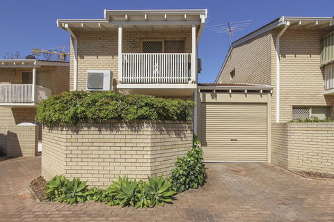 Leederville Townhouse - Accommodation Port Hedland 12