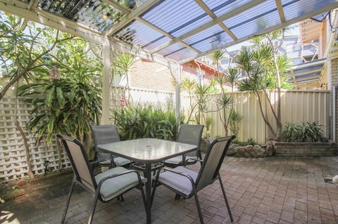 Leederville Townhouse - Accommodation Port Hedland 11