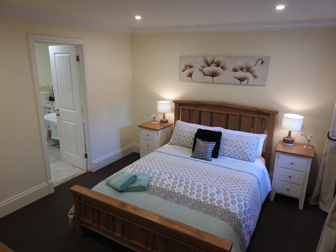 Quiet Escapes Cottages - Accommodation Port Hedland 8