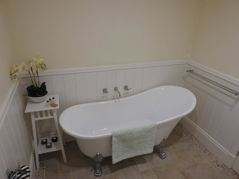 Quiet Escapes Cottages - Accommodation Port Hedland 7