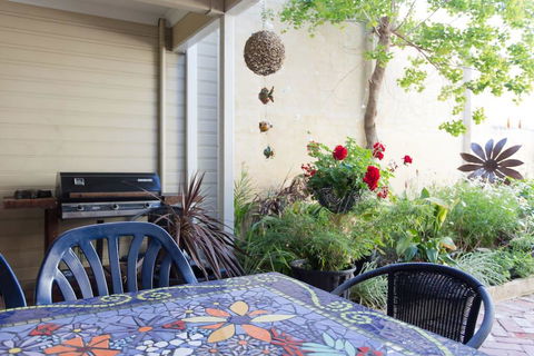 Fremantle Local Beach Studio - Accommodation Port Hedland 9
