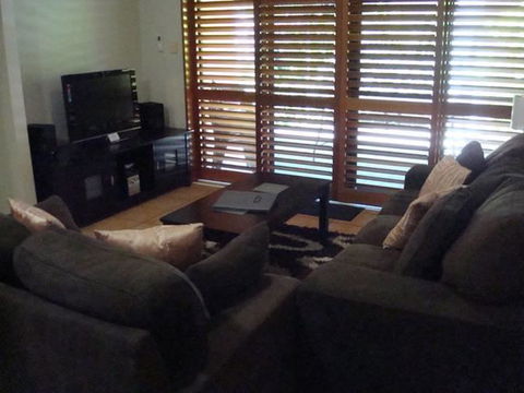Presidential Bungalow - Accommodation Port Hedland 5
