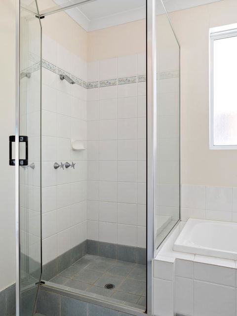 Cooper Street - Accommodation Port Hedland 21