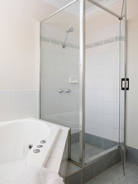 Cooper Street - Accommodation Port Hedland 15