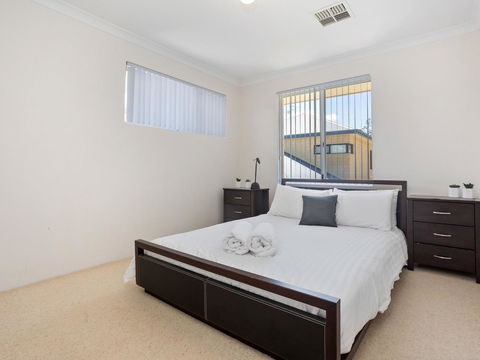 Cooper Street - Accommodation Port Hedland 18
