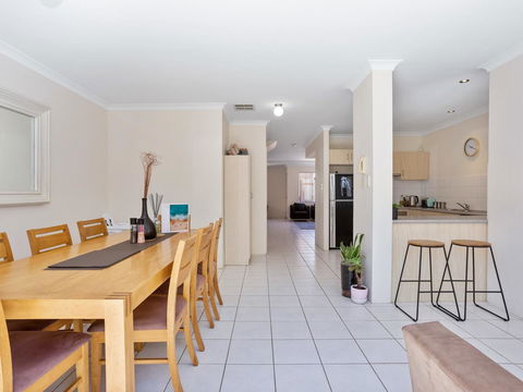 Cooper Street - Accommodation Port Hedland 34